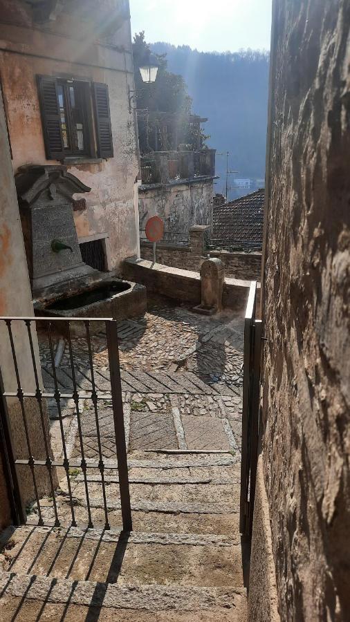 Casa Alla Fontana Faggeto Lario Bagian luar foto