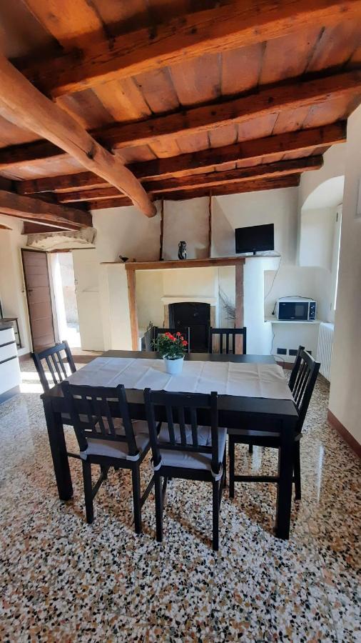 Casa Alla Fontana Faggeto Lario Bagian luar foto